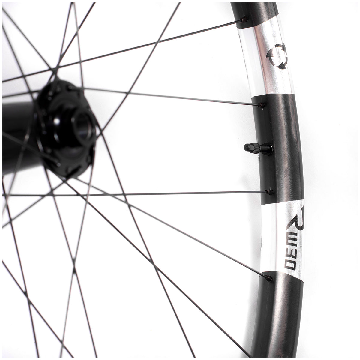 Revel RW30 Hydra Fusion-Fiber Wheelset - 29"