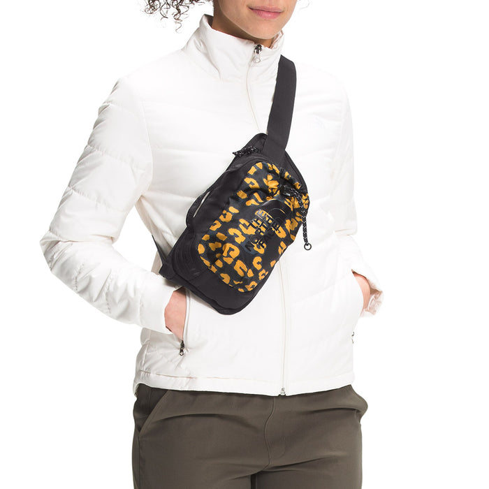The North Face Bozer Hip Pack III-L Arrowwood Yellow Leopard Print/TNF Black