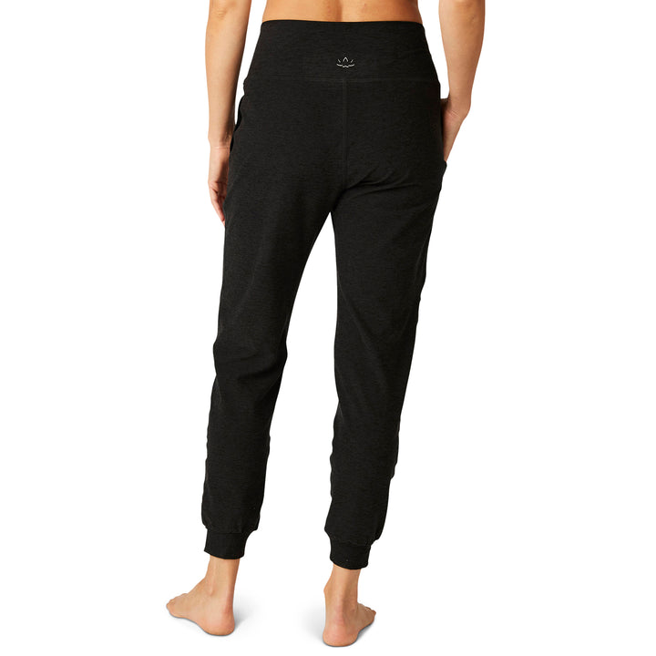 Beyond Yoga Spacedye Midi Joggers - Women's Darkest Night