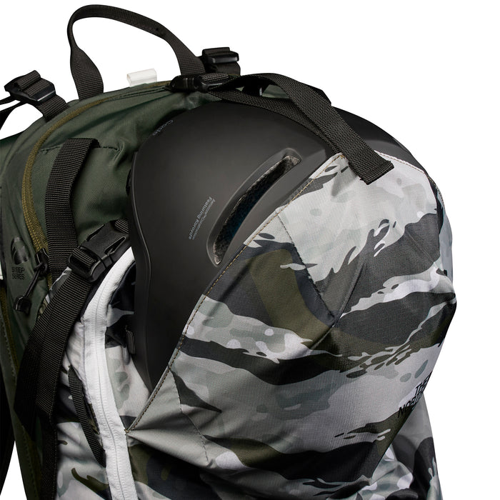The North Face Snomad 23 Backpack Rocko Green Multi Camo Print/Rosin Green