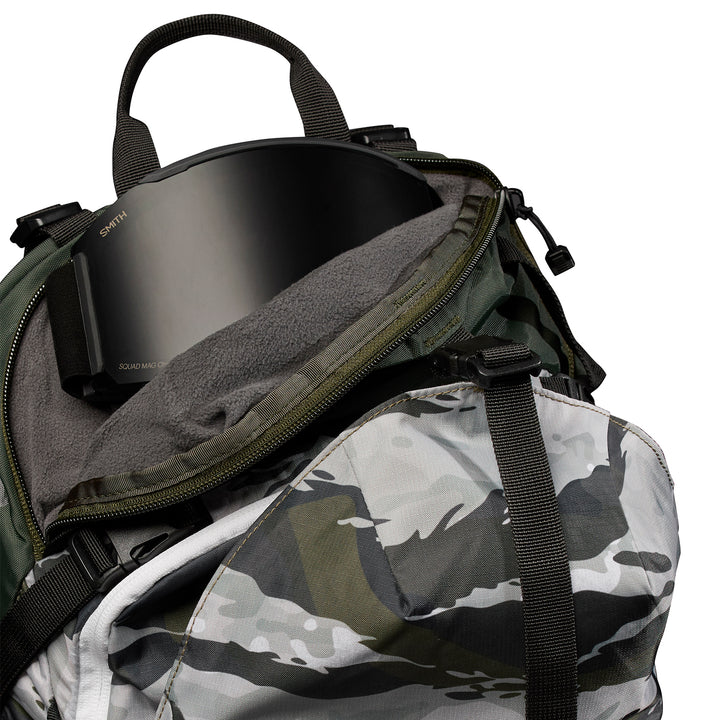 The North Face Snomad 23 Backpack Rocko Green Multi Camo Print/Rosin Green