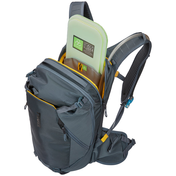Thule Rail Hydration 18L Backpack Dark Slate