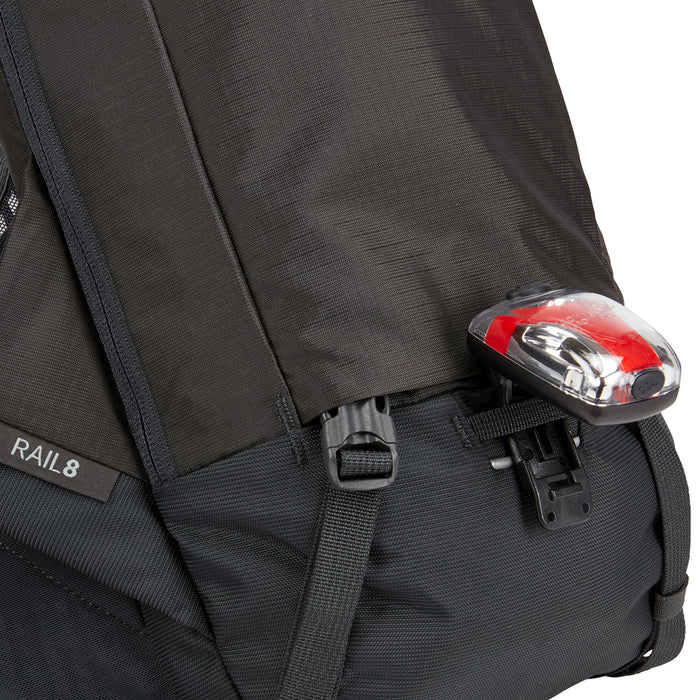 Thule Rail 8L Hydration Pack Obsidian
