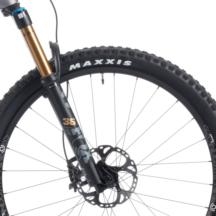 Revel Rascal XT Complete Mountain Bike 2022 T1000 Silver