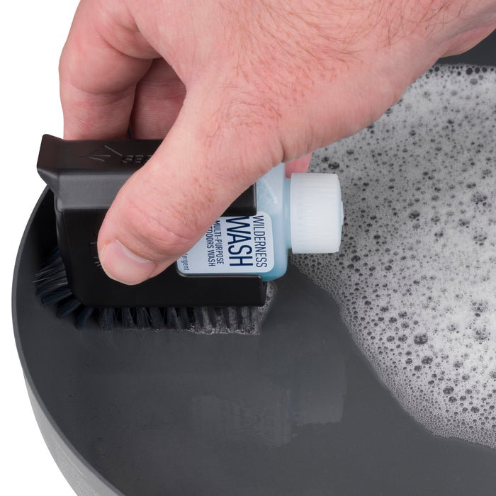 Sea to Summit Camp Kitchen Pot Scrubber and Soap One Color