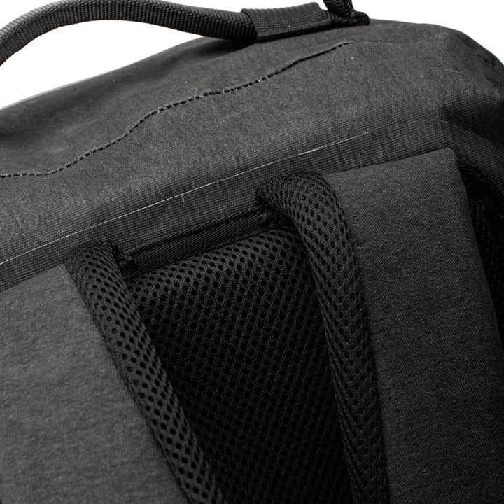 Creatures of Leisure Transfer 25L Dry Bag Black