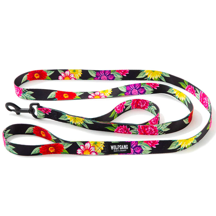 Wolfgang Man & Beast React Leash Dark Floral