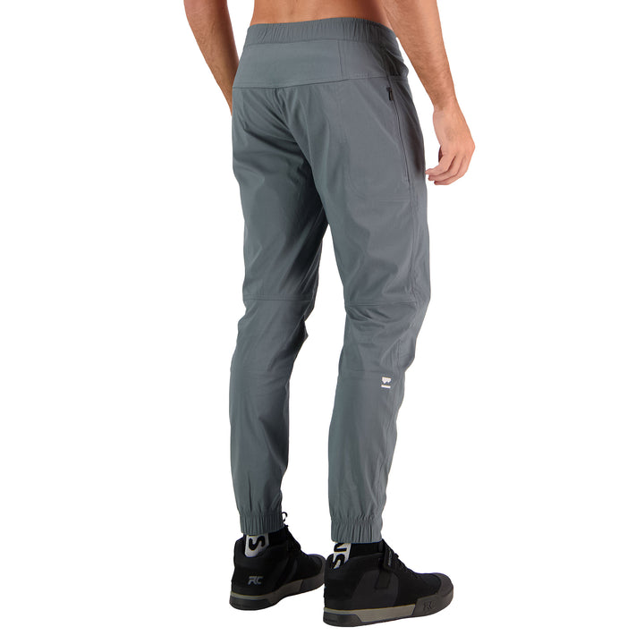 MONS ROYALE Virage Pants Dark Sage