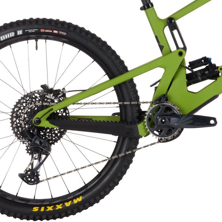 Santa Cruz Bicycles Nomad C S Complete Mountain Bike 2022 Adder Green