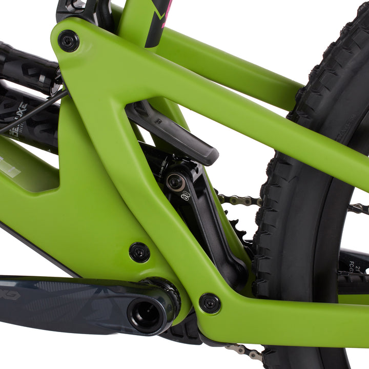 Santa Cruz Bicycles Nomad C S Complete Mountain Bike 2022 Adder Green