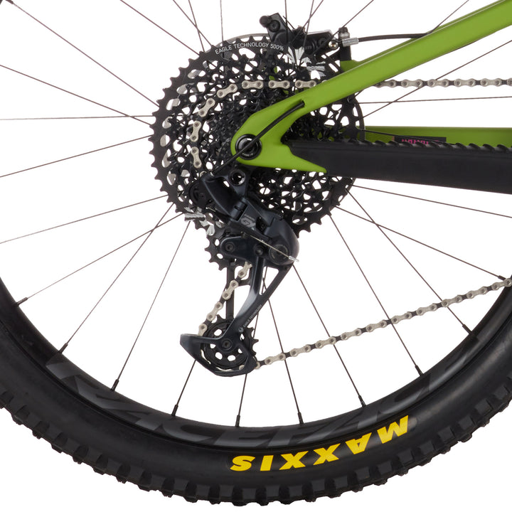 Santa Cruz Bicycles Nomad C S Complete Mountain Bike 2022 Adder Green
