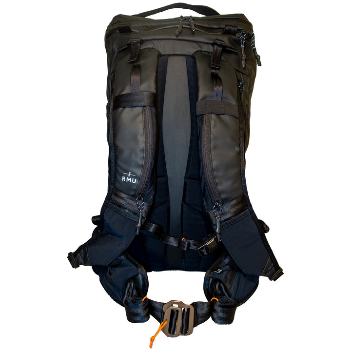 RMU Core Pack 42L Black