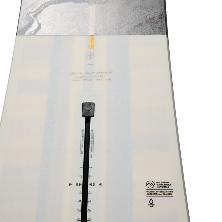 Burton Flight Attendant Snowboard 2023