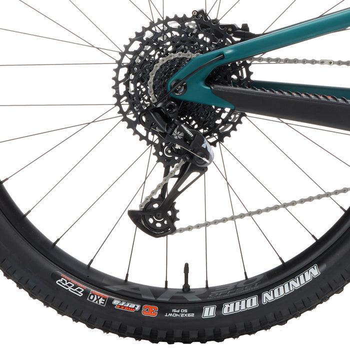 Santa Cruz Bicycles Hightower C R Complete Mountain Bike 2023 Matte Evergreen