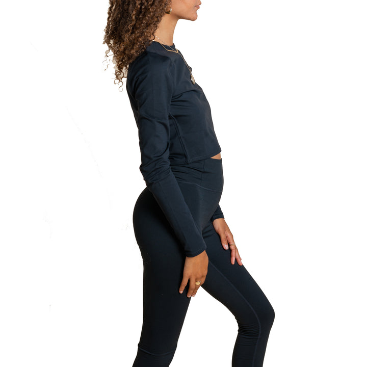 Girlfriend Collective Reset Cropped Long-Sleeve Tee - Women's Black