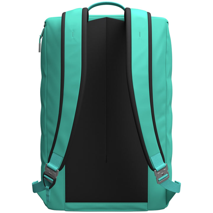 DB Equipment The Strøm 15L Backpack Glacier Green