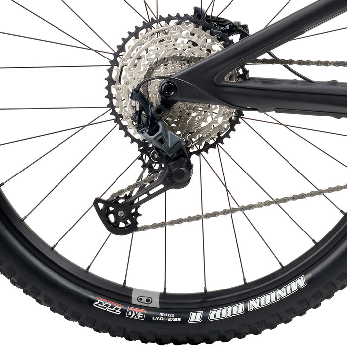 Yeti SB140 LR C1 Complete Mountain Bike 2023 Raw Carbon
