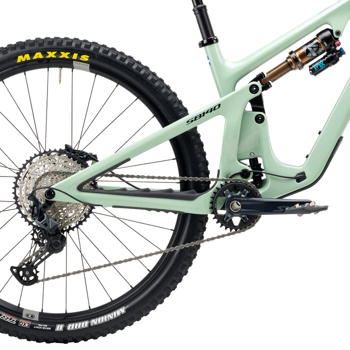 Yeti Cycles SB140 LR C1 Factory Complete Mountain Bike 2023 Sage