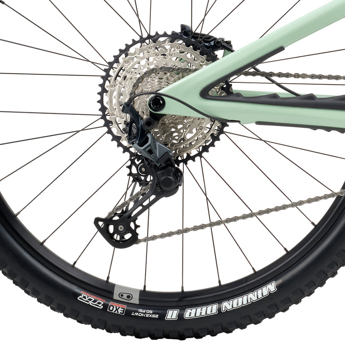Yeti Cycles SB140 LR C1 Factory Complete Mountain Bike 2023 Sage