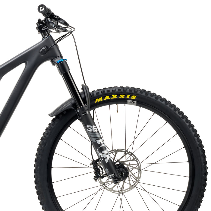 Yeti SB140 C2 Complete Mountain Bike 2023 Raw Carbon