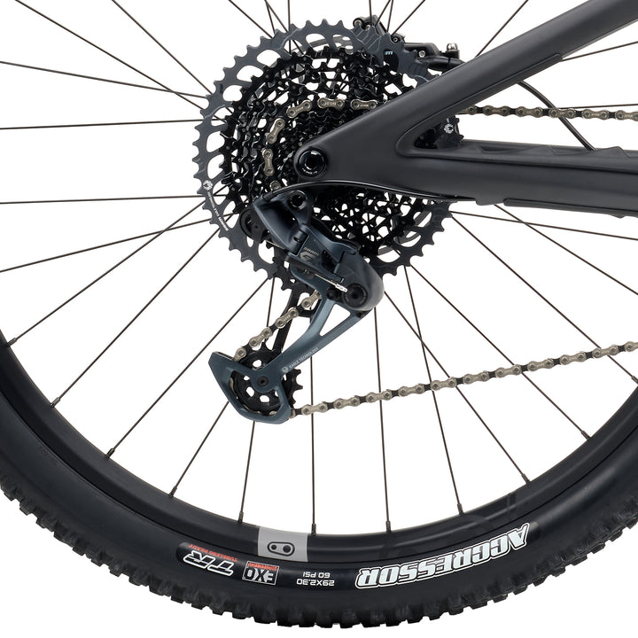 Yeti SB140 C2 Complete Mountain Bike 2023 Raw Carbon