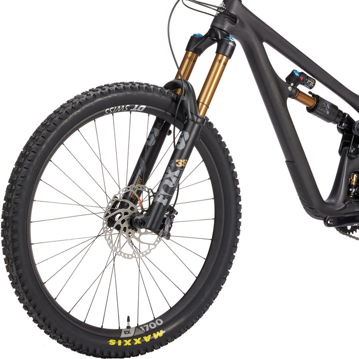 Yeti Cycles SB150 T1 Complete Mountain Bike 2022 Raw Carbon