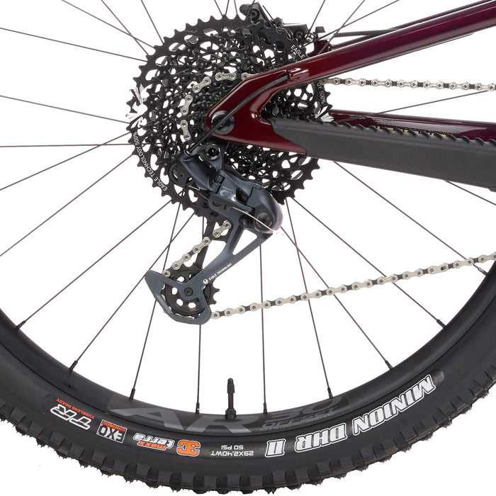 Santa Cruz Bicycles Hightower C S Complete Mountain Bike 2023 Translucent Purple