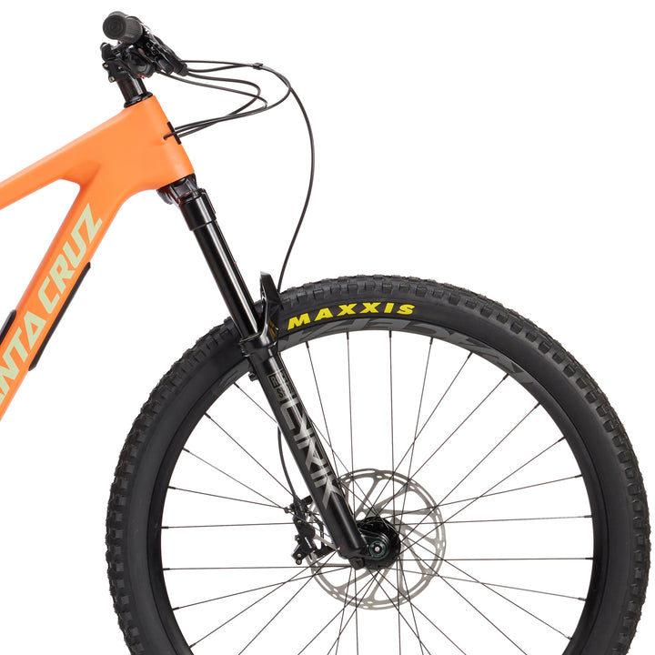 Santa Cruz Bicycles Bronson C R Complete Mountain Bike 2023 Salmon