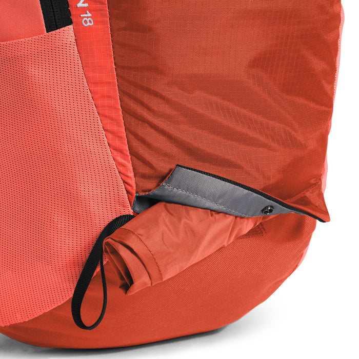 The North Face Basin 18 Pack Retro Orange/Rusted Bronze