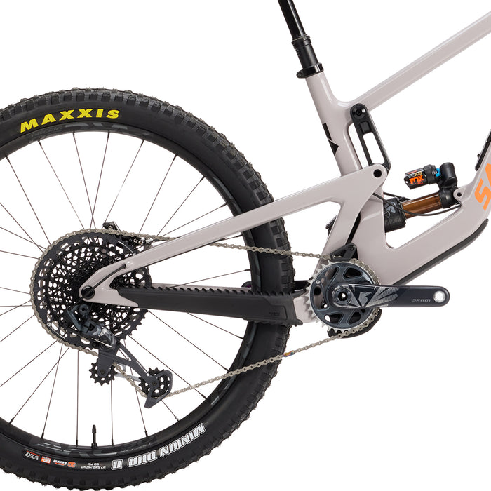 Santa Cruz Bicycles Nomad CC X01 Complete Mountain Bike 2023 Gloss Gypsum
