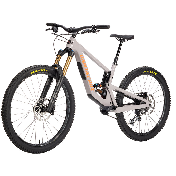 Santa Cruz Bicycles Nomad CC X01 Complete Mountain Bike 2023 Gloss Gypsum