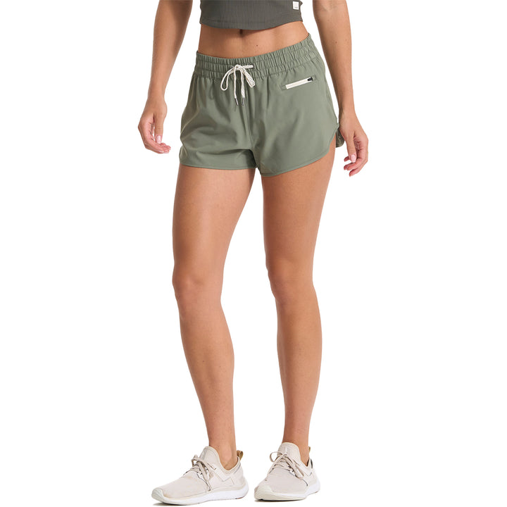 Vuori Clementine Shorts 2.0 - Women's Pistachio