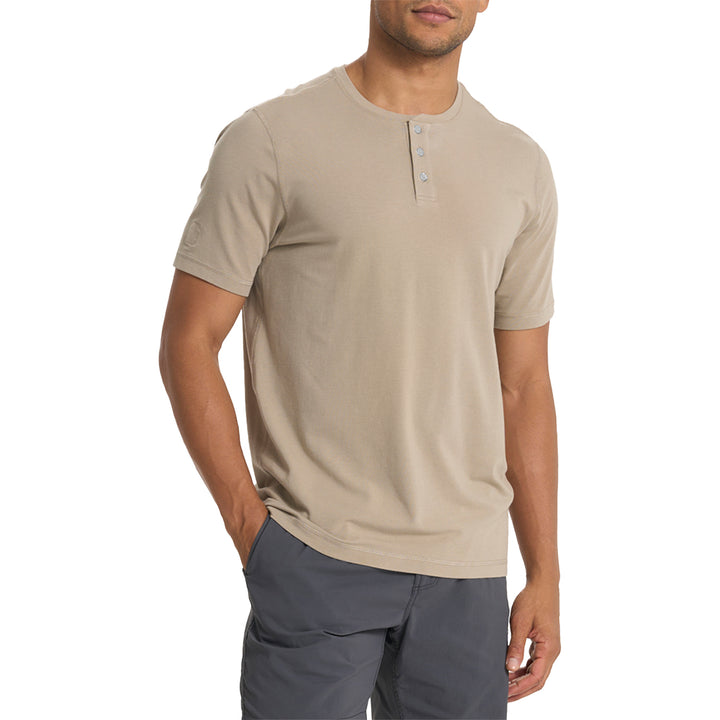 Vuori Short-Sleeve Ever Henley Shirt - Men's Gravel