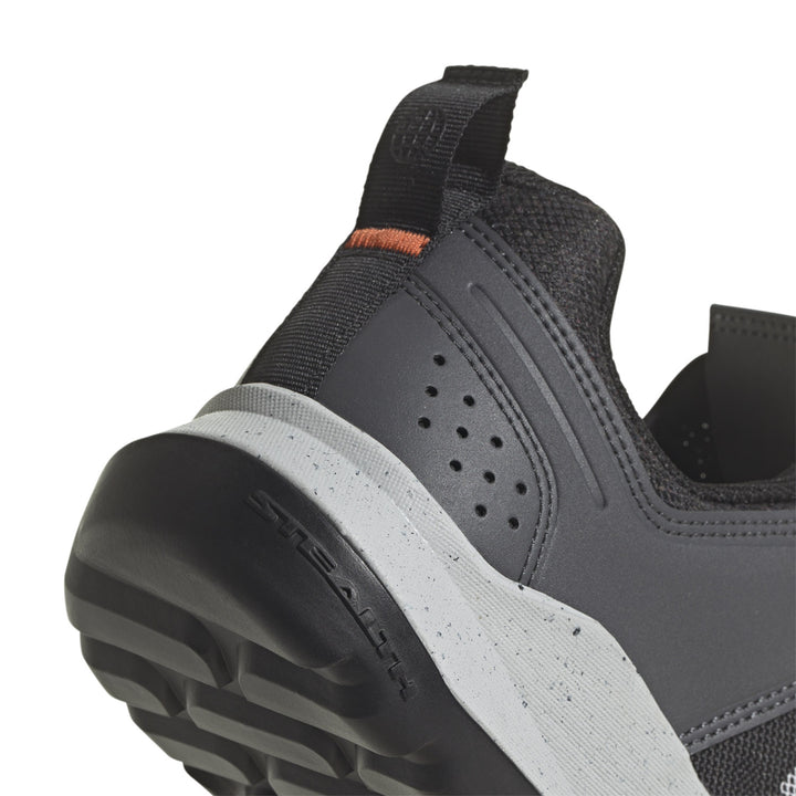 Five Ten Trailcross XT Shoes Core Black/Ftwr White/Grey Six