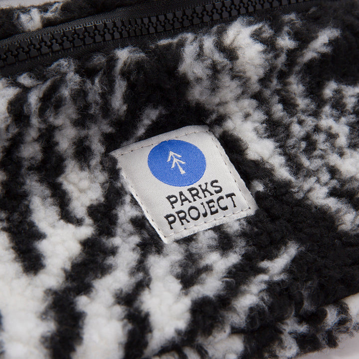 Parks Project Acadia Waves Sherpa Fanny Pack Black/Natural