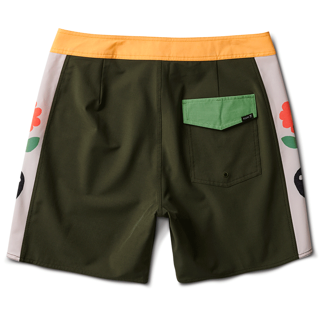 Roark Passage Panel 17' Deep Roots Boardshorts - Men's Dark Military